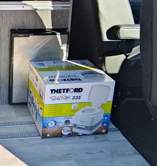 Citroën Jumpy aménagé - Toilettes